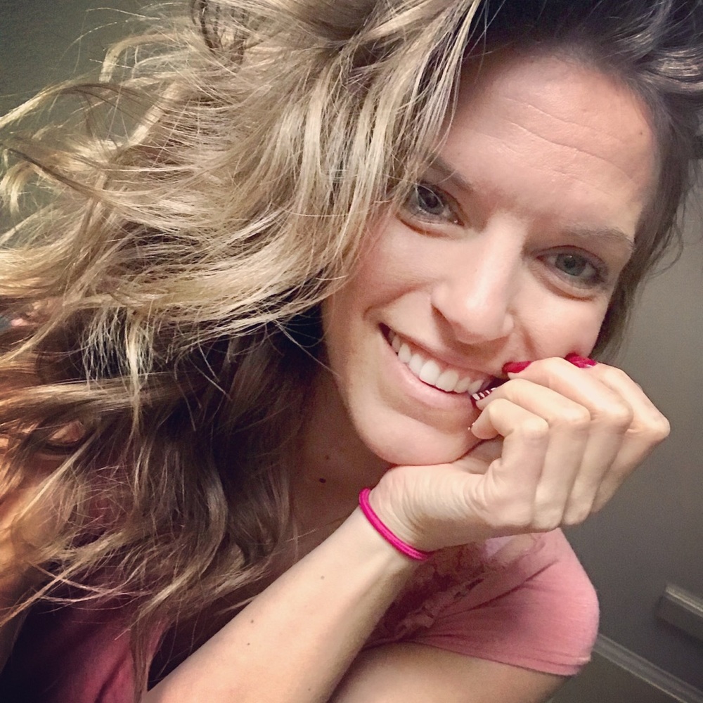 Meet your Posher, Kayla